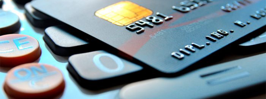 Lanzan tarjetas accesibles para personas con discapacidad visual